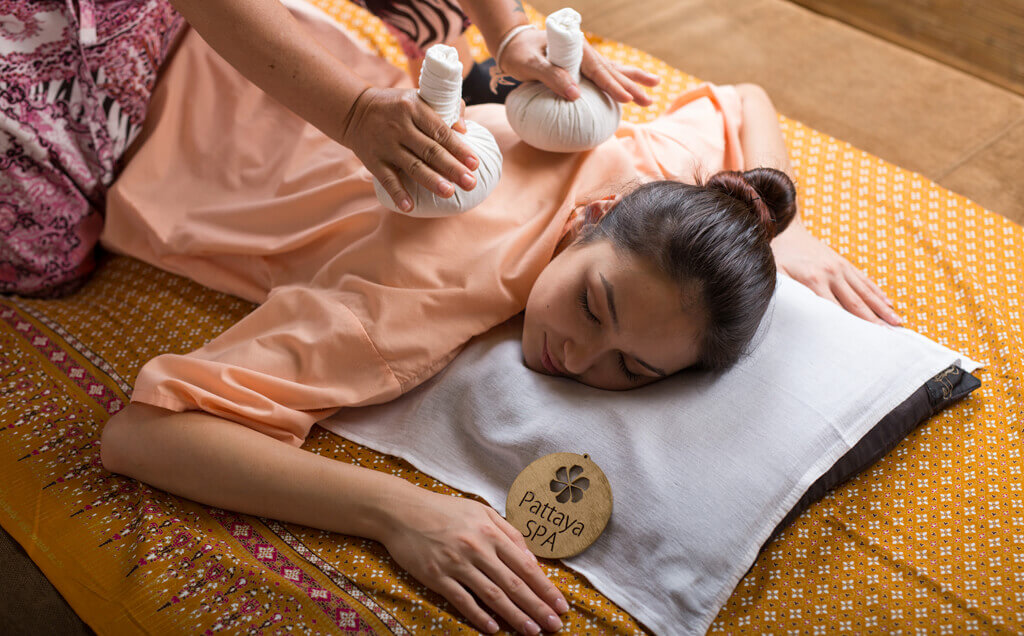 Thai Herbal Ball Massage - spa treatments in Almaty | Thai SPA PattayaSpa.kz